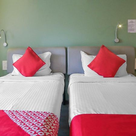 Oyo 6429 Hotel Pearl Pune Exteriör bild